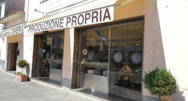 Pasticceria Ghera inside