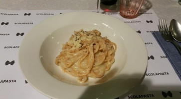 Scolapasta food