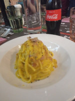 Scolapasta food