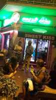 Gelateria Sweet Kiss outside