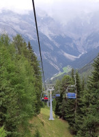 Rifugio Forcola Furkelhuette outside