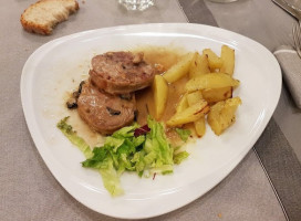 Trattoria Hostaria Del Calvino food