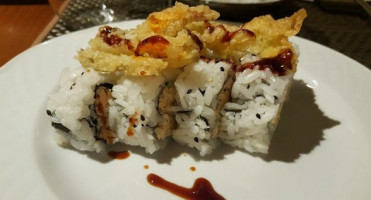 Sushi Zen food