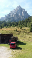 Rifugio Passo Duran C. Tomè outside