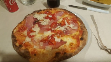 Pizzeria La Certosa food