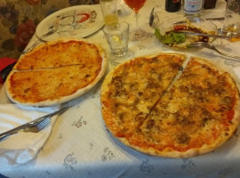 Pizzeria Trafoi Pederoa food