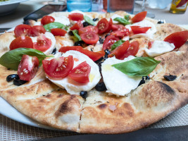 Trattoria Pizzeria Da Nasone food