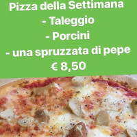 Boutique Della Pizza food