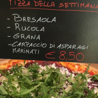 Boutique Della Pizza food