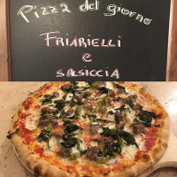 Boutique Della Pizza food