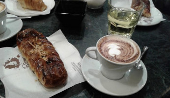 Rimani Caffetteria Pasticceria food