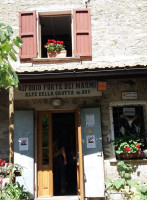 Rifugio Forte Dei Marmi outside