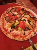 Pizzeria Vesuvio food