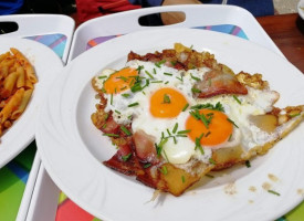 Rifugio Locatelli Alle Tre Cime Di Lavaredo food