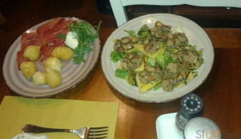 Trattoria Cent'ori food