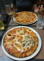 Pizzeria Sm food