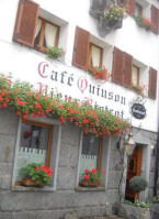 Cafe Quinson De Montagne outside