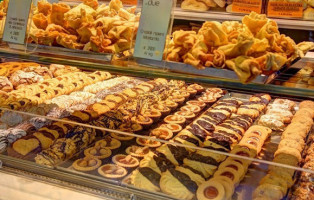 Due Spiga D'oro Pasticceria food