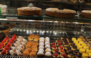 Pasticceria Max food