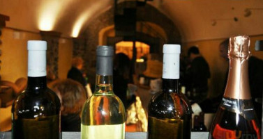 Enoteca Vico Dovana food