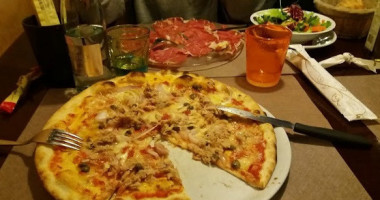 Pizzeria Al Borgo food