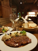 Speckkeller Tirolean Stuben food