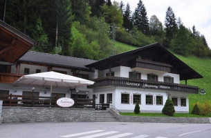 Gasthof Jaufensteg outside