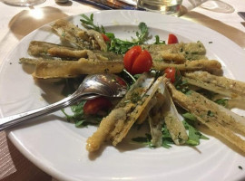 Alla Darsena food