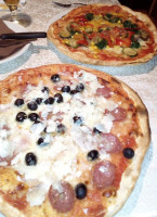 Pizzeria Tschafon food