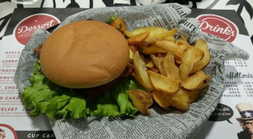 Walle's Burger Villafranca inside