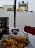 Walle's Burger Villafranca food