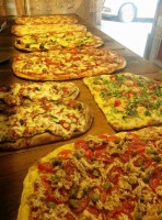 Lucignolo Pizzeria food