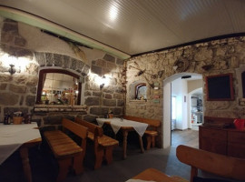 Pizzeria Antermont inside