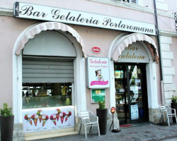 Gelateria Via Roma Portaromana outside