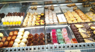 Pasticceria Lorenzetti food