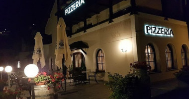 Cafè Villa Sella outside