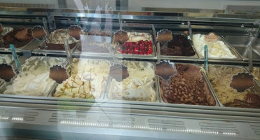 Ricci Gelateria food