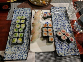 Areku Sushi food