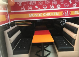 Mondo Chicken Burger Point outside