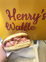 Henry's Waffle food