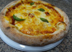 Madegra Pizza E Panzerotti 1913 food