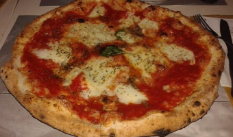 Antica Pizzeria Capasso 1954 food