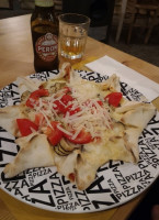 Pizzeria Via Veneto food