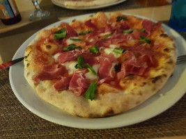 Pizzeria Carpe Diem food