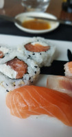 Vogliadisushi food