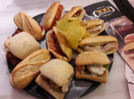 100 Montaditos food