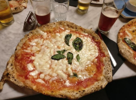 Pizzeria Da Luji food