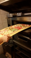 Pizzeria Saffi food