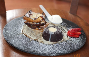 Il Cortile food
