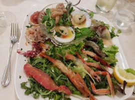 Pesce Amore E Fantasia food